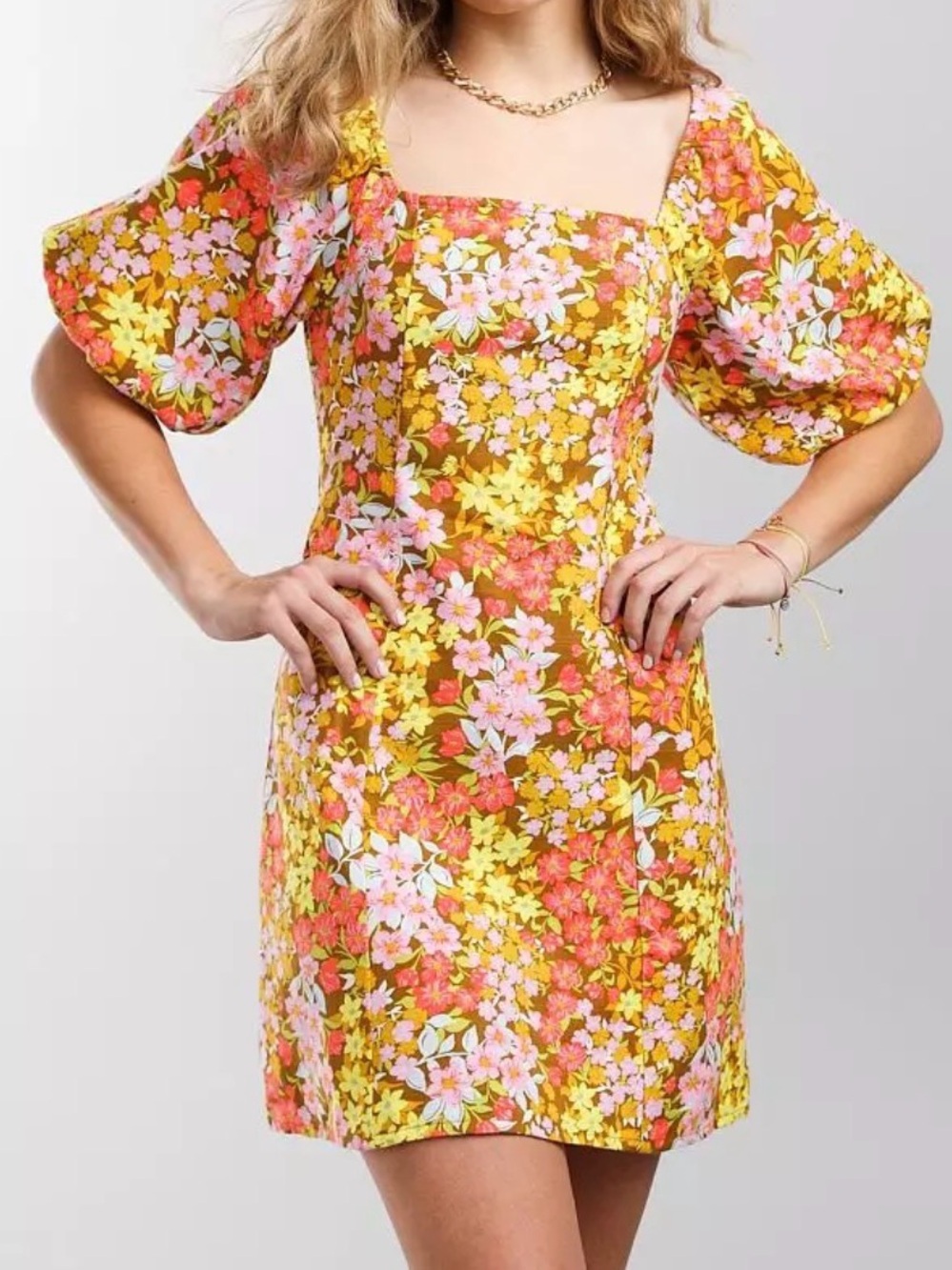 Billabong Size Large Yellow and Pink Floral Square-Neck Mini Dress